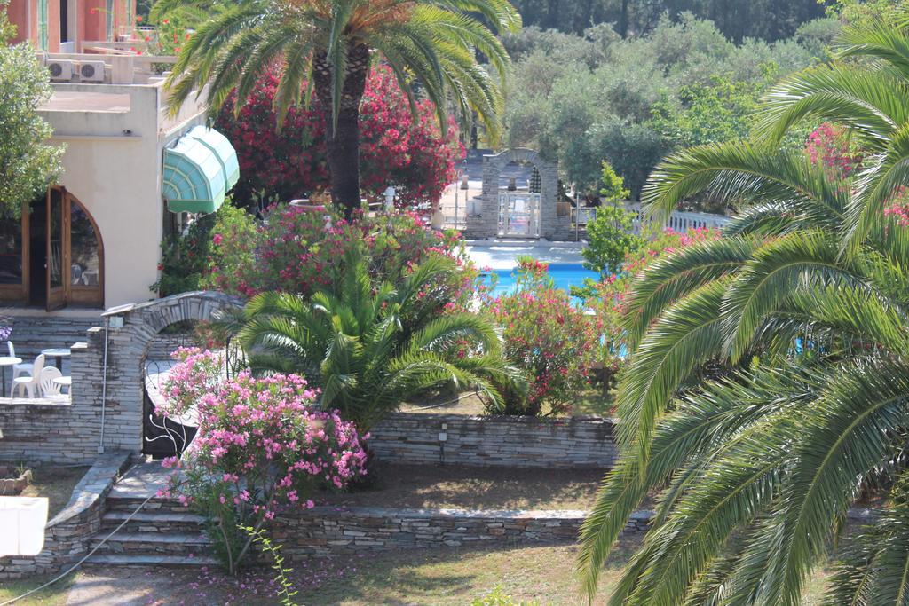 Castellu Rossu Hotell Lucciana  Exteriör bild